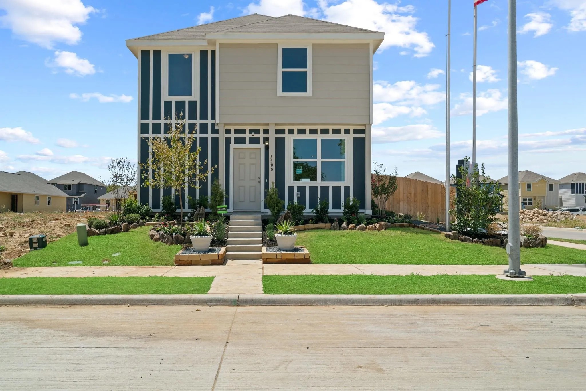 Property main image
